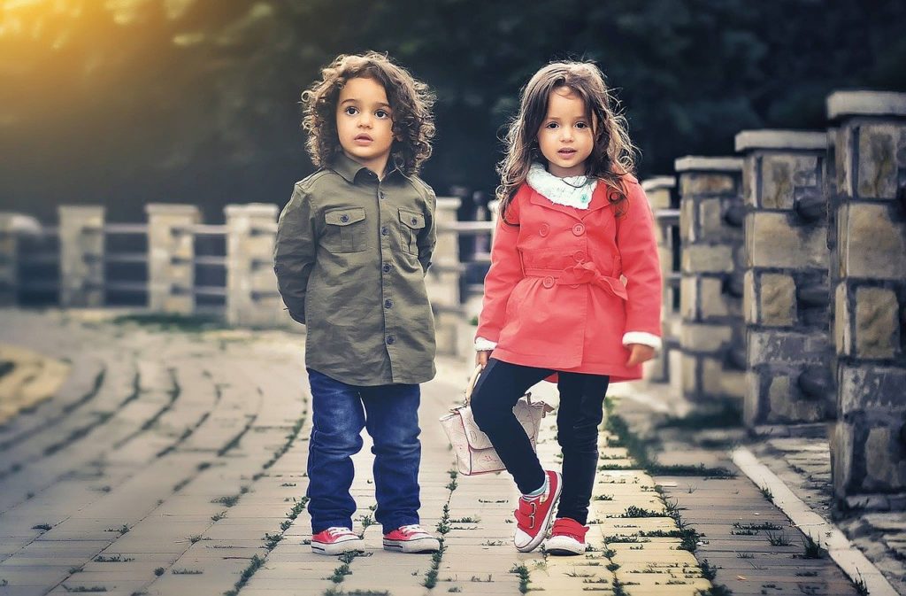 男の子と女の子